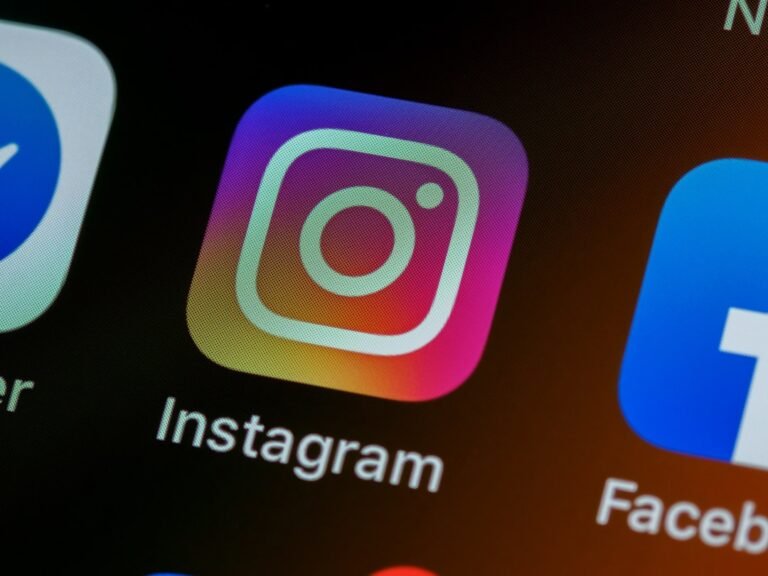 Photo Outlook app icon