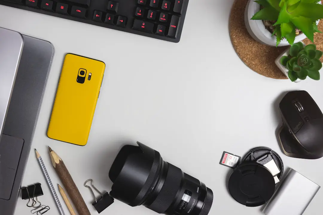 Photo battery yellow iPhone