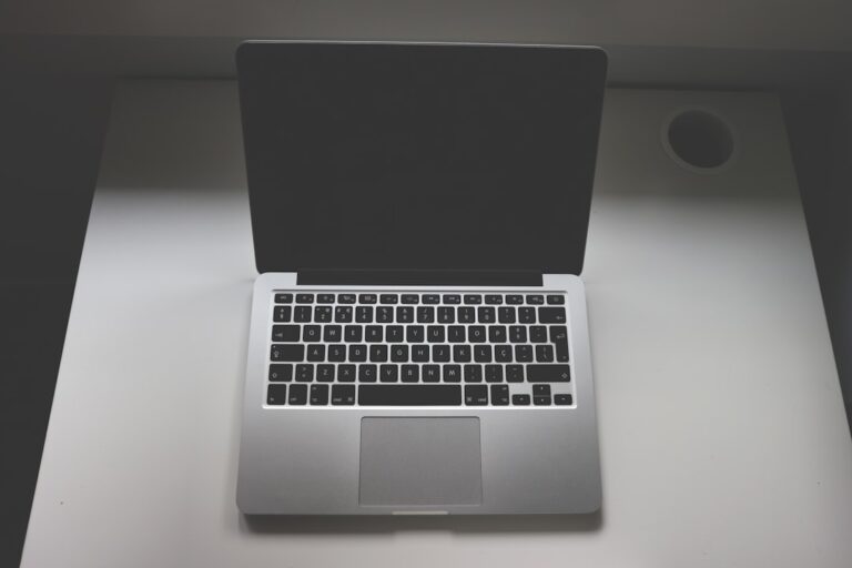 Photo ban websites
