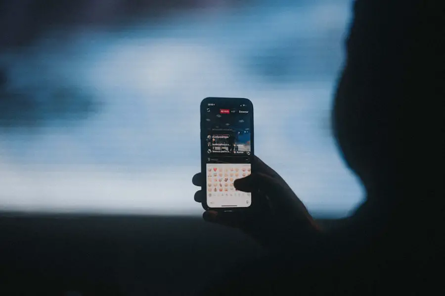 Photo transfer truconnect into iphones